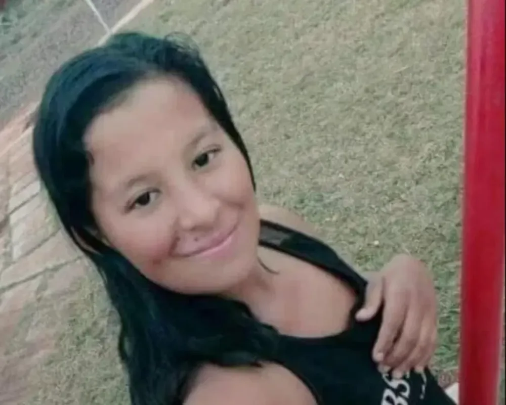 Una mujer fue a festejar el Día de la Madre junto a su familia, dijo que iba al baño y desapareció