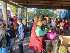 La Asociación del Milagro pide ayuda para poder preparar locro para los 150 chicos de sus merenderos y festejar el Día de la Patria. La Asociación del Milagro pide ayuda para poder preparar locro para los 150 chicos de sus merenderos y festejar el Día de la Patria.