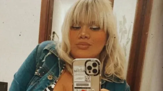 More Rial, infartante en bikini y en pie de guerra contra los haters
