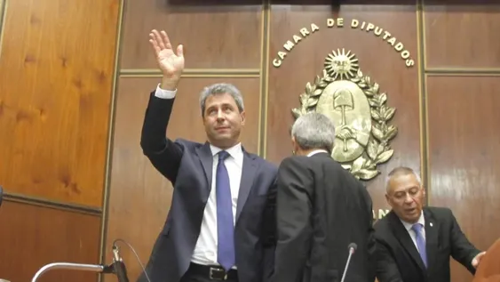 En la previa al comicio, Uñac respaldó su gestión con obras y le pegó a UxSJ