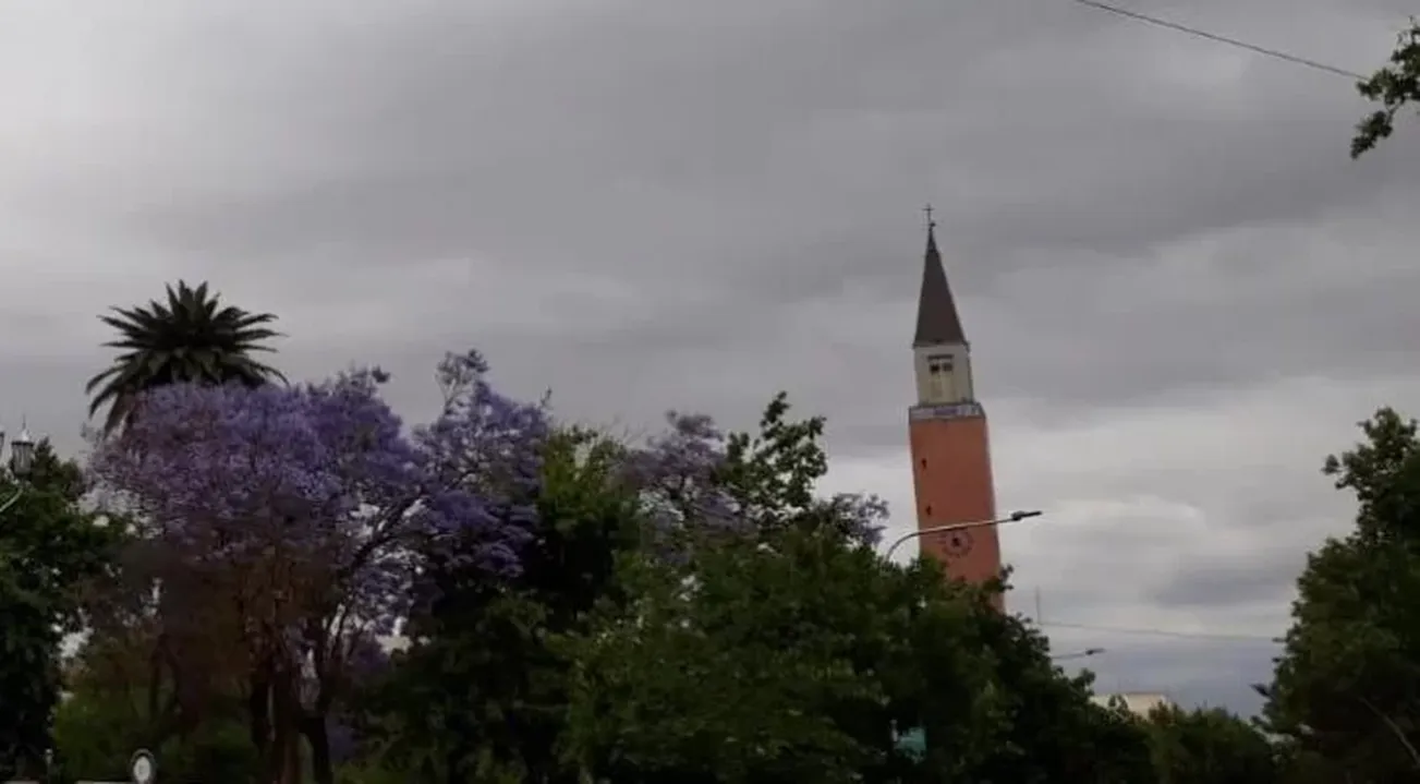 Mucho frío y probabilidad de lloviznas para las próximas horas en San Juan. Lo que depara el pronóstico del tiempo. Mucho frío y probabilidad de lloviznas para las próximas horas en San Juan. Lo que depara el pronóstico del tiempo.