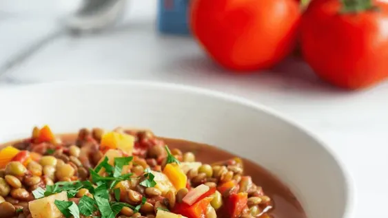 Cuál es el corte de carne perfecto para cocinar guiso de lentejas, económico. Receta de guiso de lentejas.