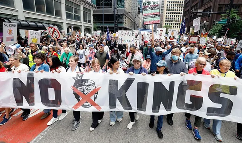 Las protestas contra Trump en Estados Unidos se multiplicaron en miles de ciudades con participación masiva.