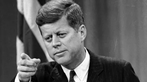 Trump permitió la publicación de archivos clasificados sobre la muerte de Kennedy
