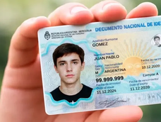 La actualización será obligatoria para menores que cumplan 5/8 o 14 años, personas con DNI vencido, quienes deban corregir datos y casos de robo, pérdida o deterioro. La actualización será obligatoria para menores que cumplan 5/8 o 14 años, personas con DNI vencido, quienes deban corregir datos y casos de robo, pérdida o deterioro.