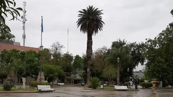 Llegó la anunciada lluvia, pero para mañana vuelve el sol y se espera una máxima de 20°C