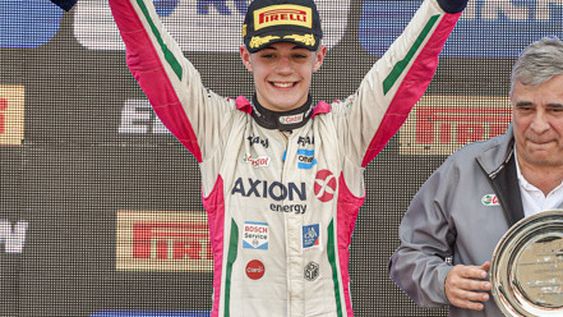 Montenegro, con apenas 17 años ya ganó en el TC 2000