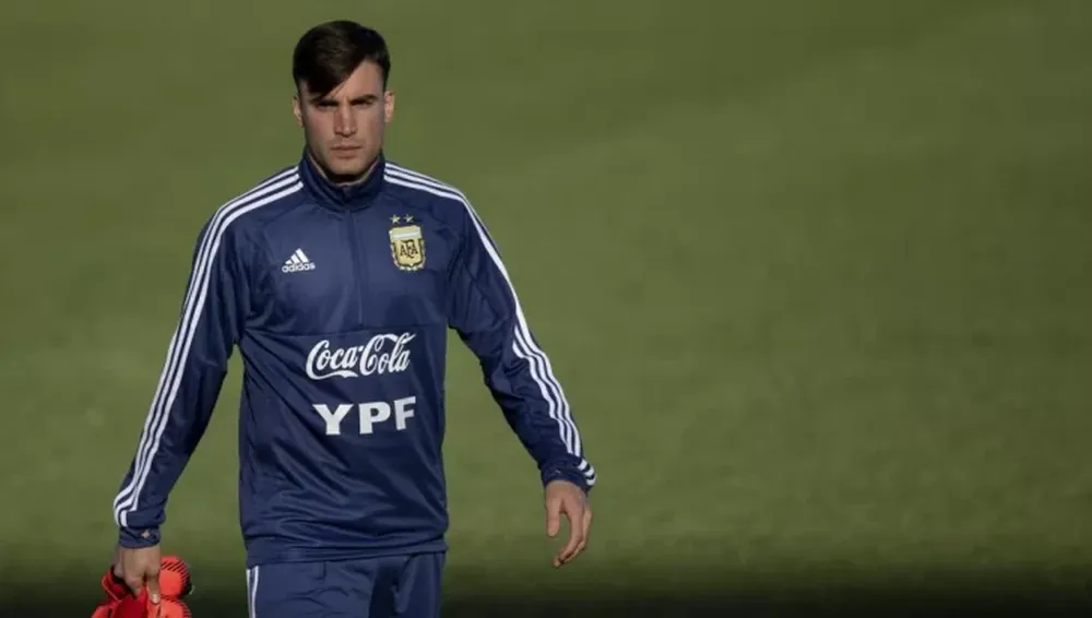 Tagliafico: “Hoy en día estamos todos en la misma mesa y Messi es uno más”