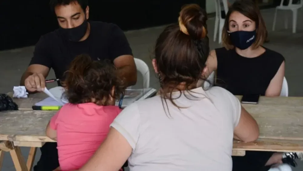 Beneficiarios de la AUH tendrán un extra de hasta $23.000: quiénes lo cobrarán