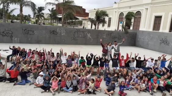 Los chicos, a escena