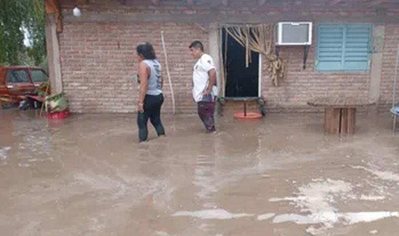 Solidaridad con el pueblo calingastino