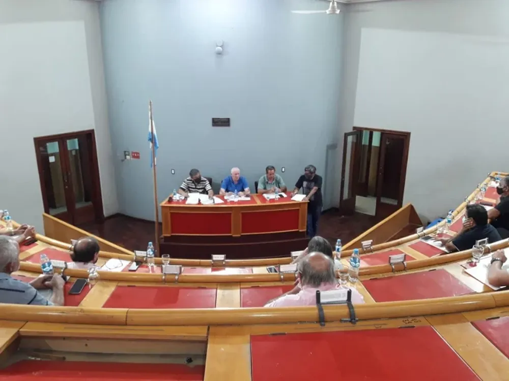 Idas y vueltas interminables: sin semis el fin de semana, habrá cambio de formato