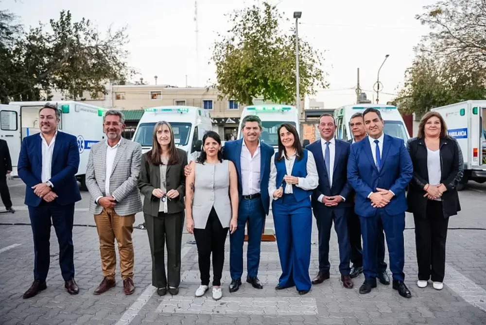 Dotaron de nuevas ambulancias a 9 hospitales sanjuaninos