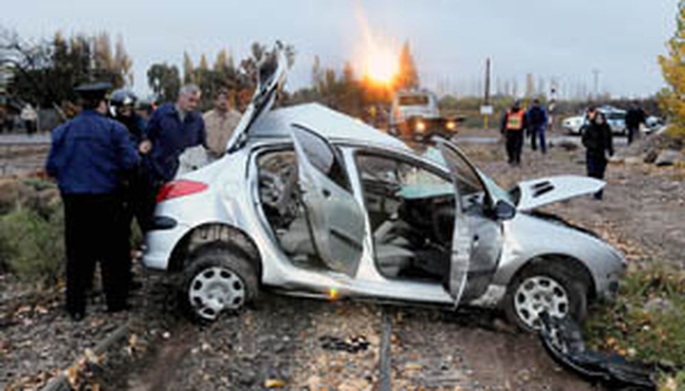 Un automovilista fue arrastrado por un tren y se salvó