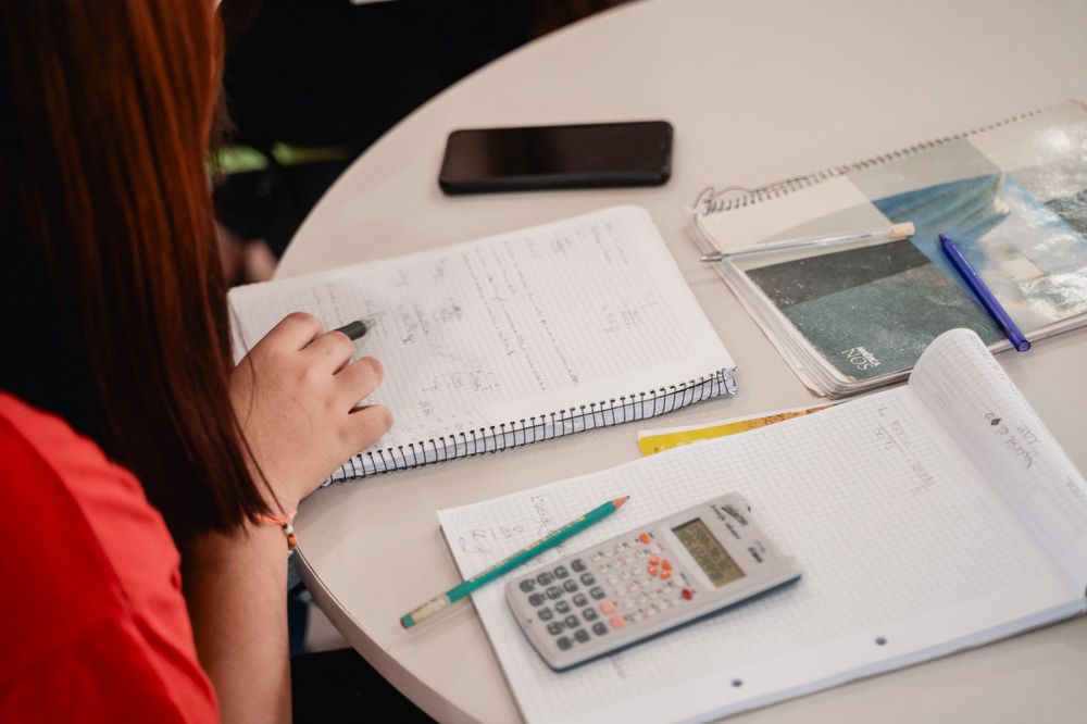 Apoyo escolar gratuito en San Juan: abren las inscripciones para estudiantes secundarios