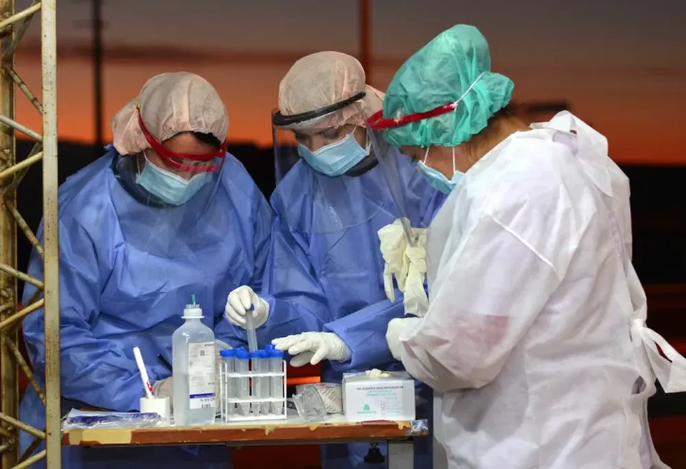Creció la cantidad de casos de coronavirus en San Juan: 300 en las últimas 24 hs y 2 muertes