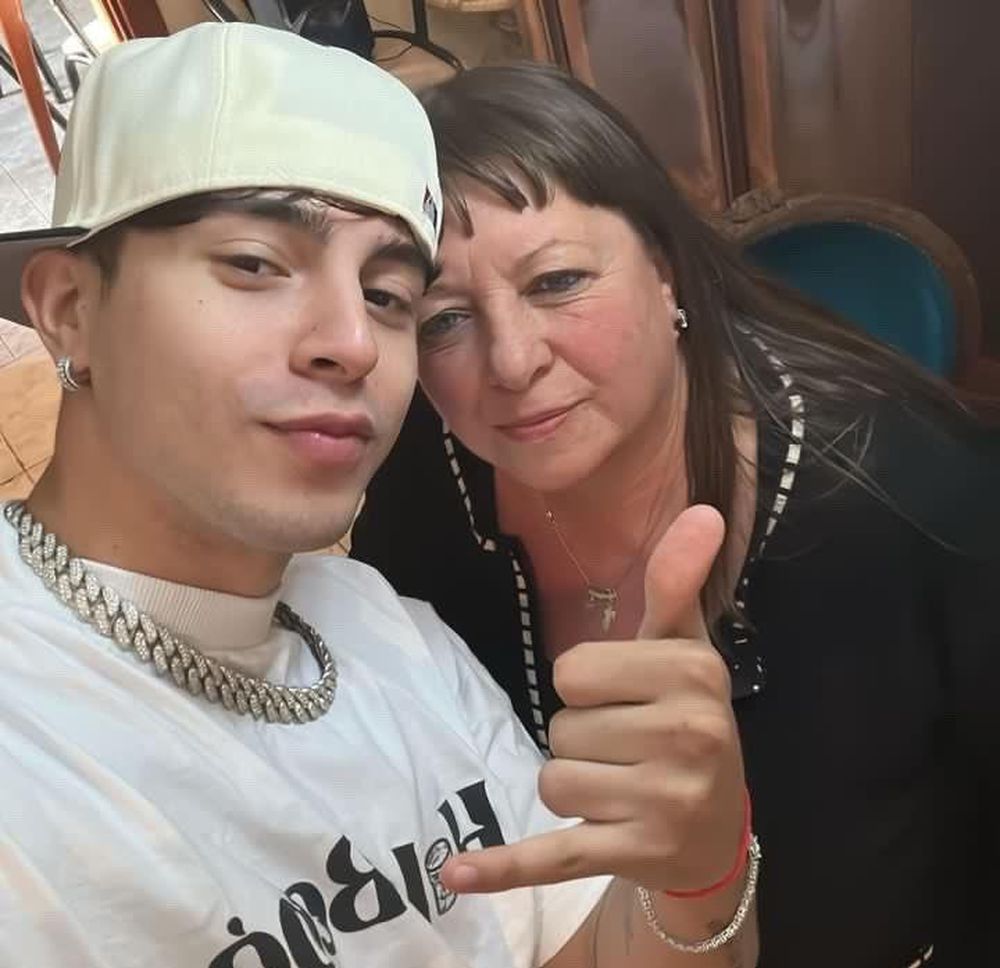 Rusherking fue a comer arroz con pollo a la casa de una fanática: “¿Podrán?”