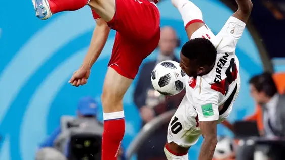 Serbia le ganó a Costa Rica con un golazo de tiro libre de Kolarov