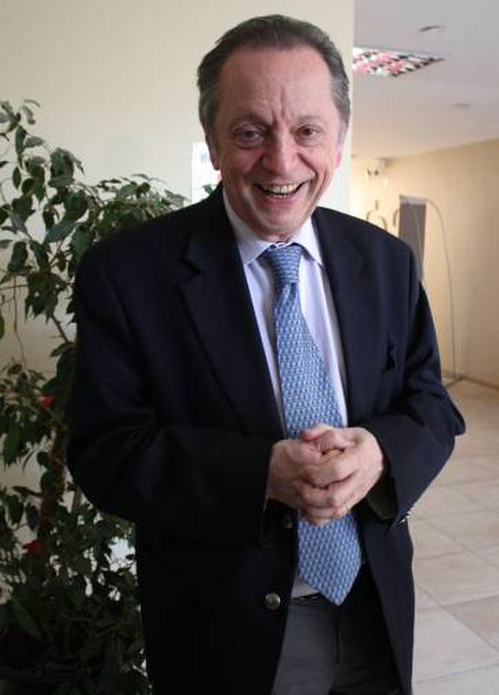 ‘’Habría que renegociar  mayor regalía minera’’
