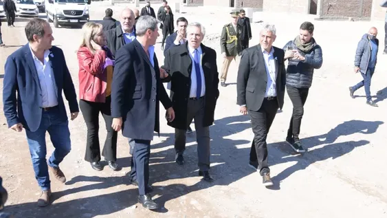 Entre agosto y febrero del 2023 entregarán 1.625 casas a damnificados del terremoto