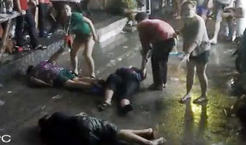 Impactante paliza a una familia británica en Tailandia