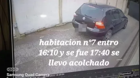 El hotel está ubicado sobre la Ruta 3, en Azul.