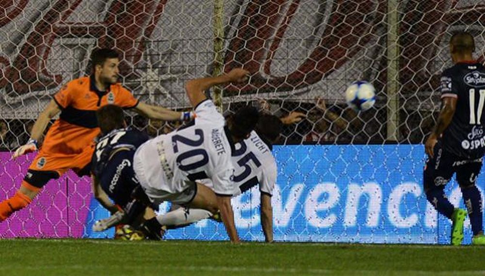 Unión pegó primero y festejó ante Gimnasia