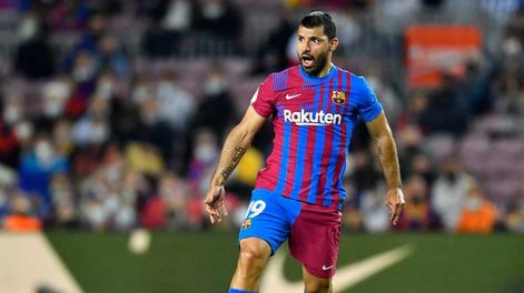 El “Kun” Agüero estará al menos tres meses inactivo a causa de una arritmia cardíaca