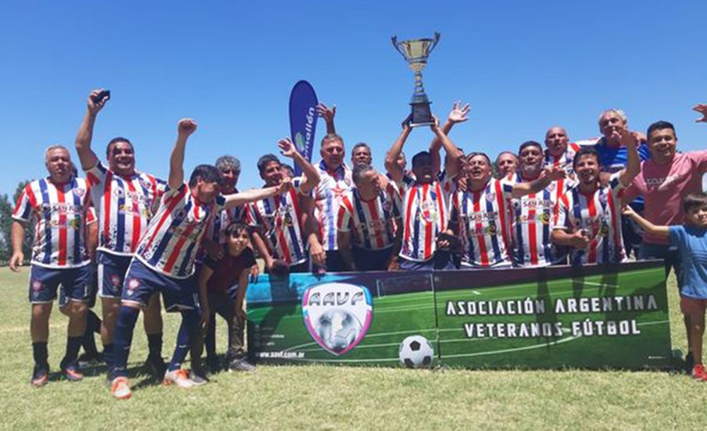 Peñarol, campeón Senior