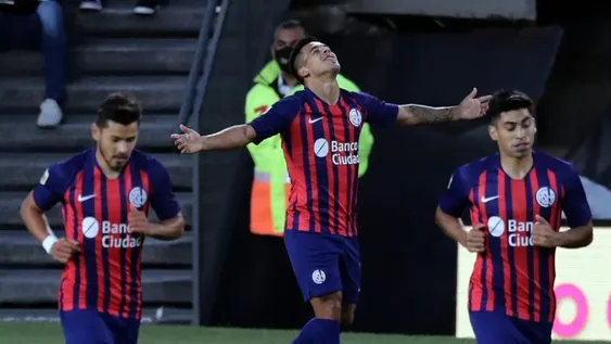 San Lorenzo sorprendió a River