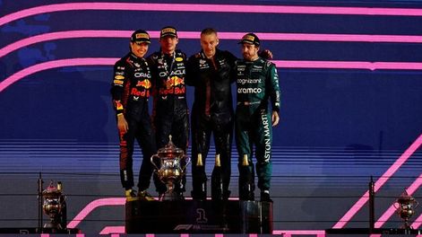 Red Bull vuela en Bahréin: Verstappen y “Checo” Pérez firman el 1-2 cortados del pelotón