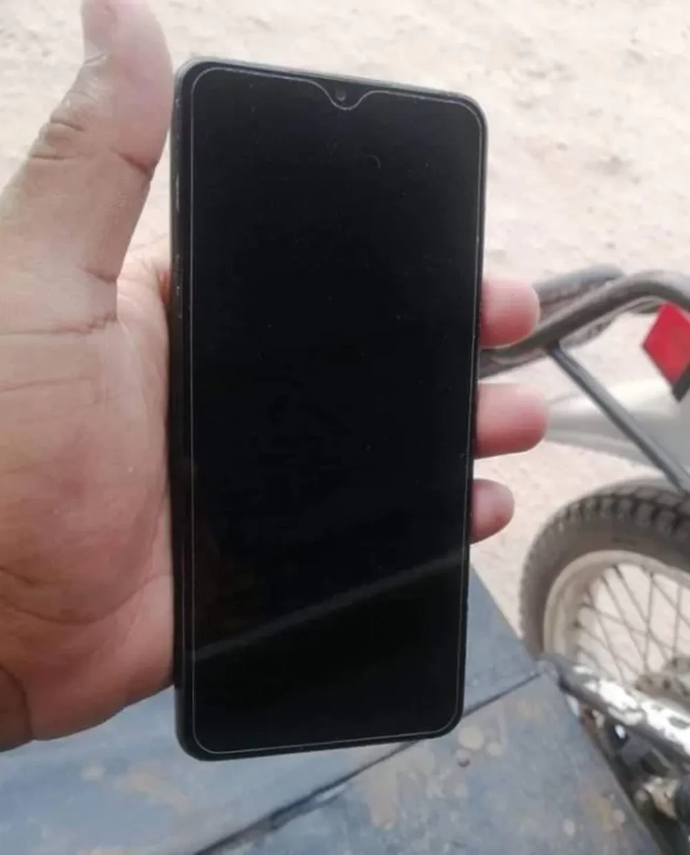 Le robaron el celular donde tiene la historia clínica de su enfermedad incurable