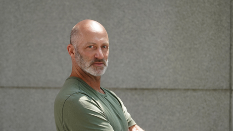 estanislao bachrach llega a san juan para debatir sobre autoconocimiento desde la mirada cientifica para cambios positivos