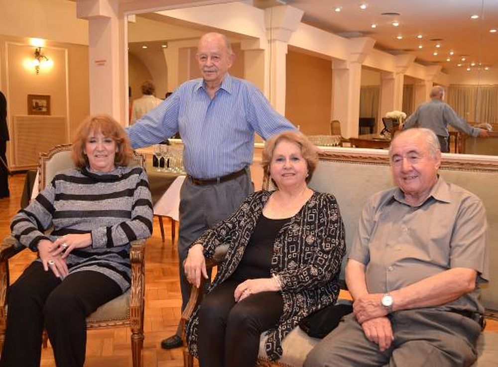 Reconocimiento en el Club Social