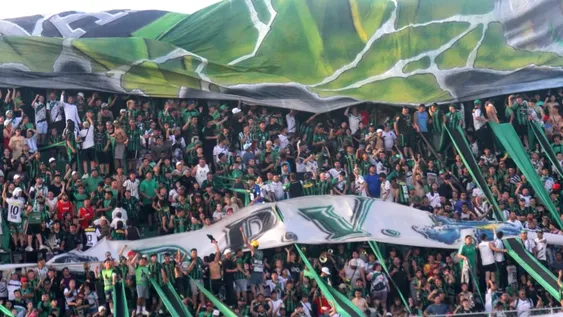 RESPALDO. San Martín tendrá a toda su gente apoyandolo en el desafío de meterse en la final del Reducido.