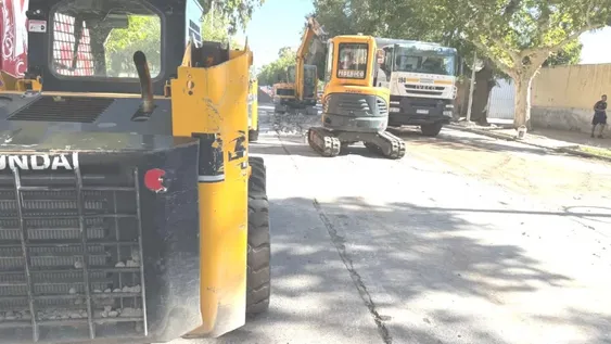 Vialidad comenzó con la obra de repavimentación de Avenida España, entre Libertador y Pedro Echegüe.