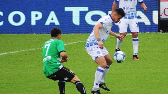 Godoy Cruz eliminó a Banfield y se metió en cuartos