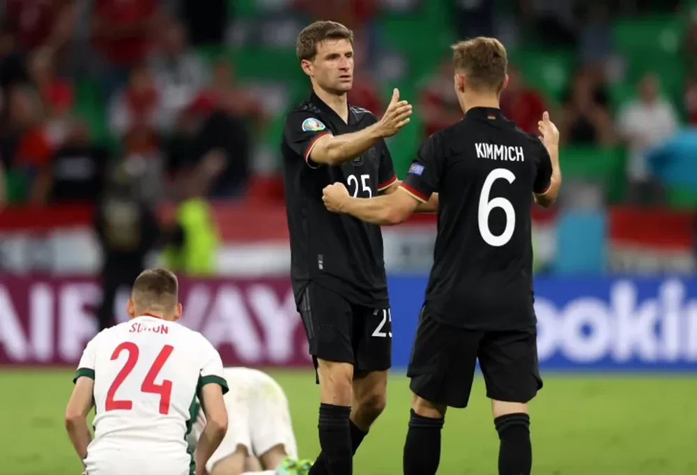 Alemania sufrió ante Hungría, pero clasificó junto a Francia y Portugal