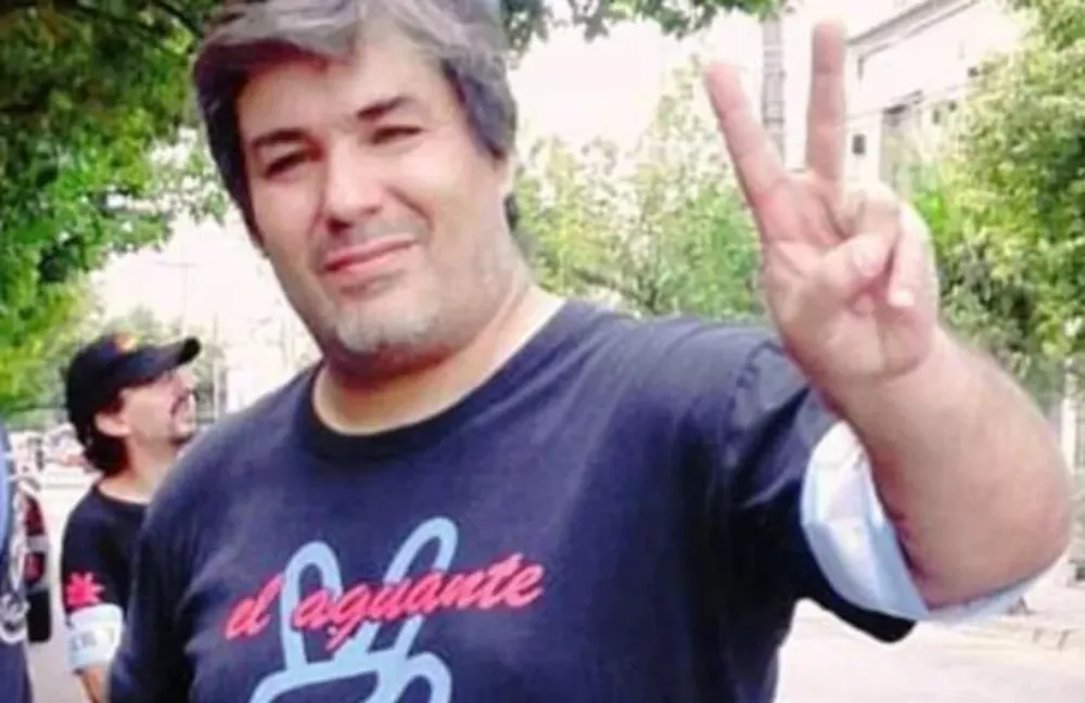 Quién es el diputado que manoseó a una mujer en plena sesión y tiene graves denuncias en su contra