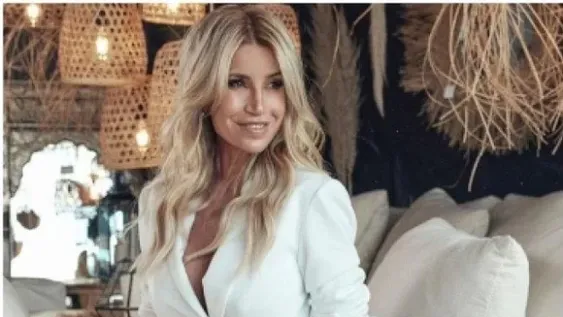 A Flor Peña le llegó el pedido del sex shop: mirá las “novedades” que se probó