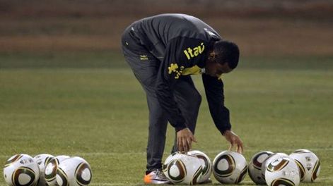 Brasil: Vacantes para Dunga