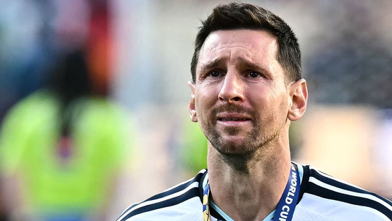 Lionel Messi anunció su retiro de la Selección argentina y puso fin a una etapa histórica con la camiseta albiceleste.