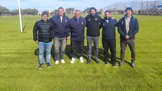 Recorrida. El staff de Los Pumas pasó por San Juan y vio las instalaciones de Universitario como posible centro de trabajo.