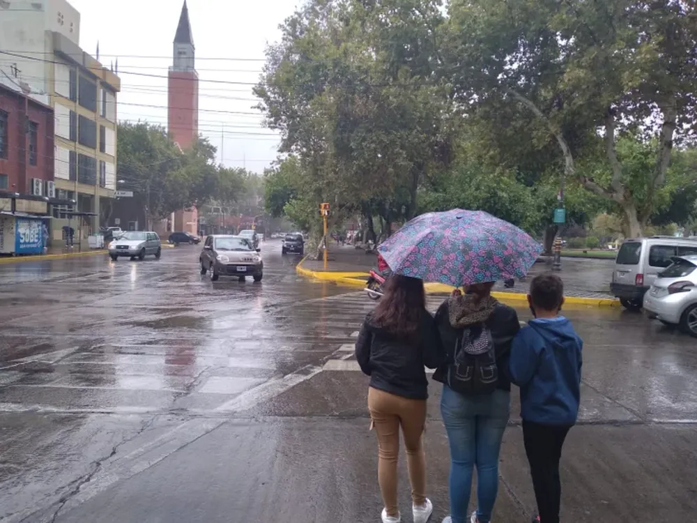Anuncian lluvias para sábado y domingo en San Juan