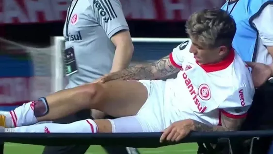 Segunda baja para Scaloni: Saravia se rompió los ligamentos de la rodilla derecha