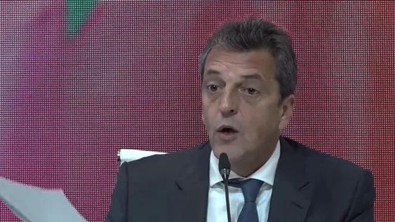 Massa propuso que los candidatos que lleguen al balotaje se hagan un examen psicofísico