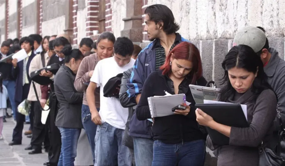 La tasa de desocupación bajó al 6,7% en el tercer trimestre de 2022