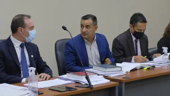 Fiscalía finalmente pidió 3 años de prisión para la directora Salvatierra, que hoy hablará