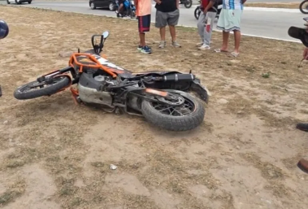 La motocicleta en la que circulaba Eduardo &ldquo;El Polaco&rdquo; Riemersma qued&oacute; da&ntilde;ada tras el accidente ocurrido en Santiago del Estero.