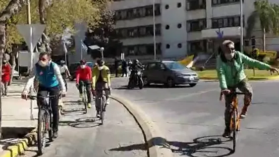 Ciclistas y runners protestaron porque no se habilitaron las actividades deportivas